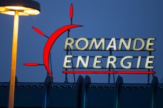Romande Energie s'engage mardi à ne pas augmenter les tarifs intégrés de l'électricité l'an prochain. (archives)